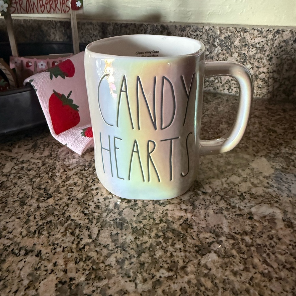 💖 Rae Dunn “Candy Hearts” Iridescent Mug